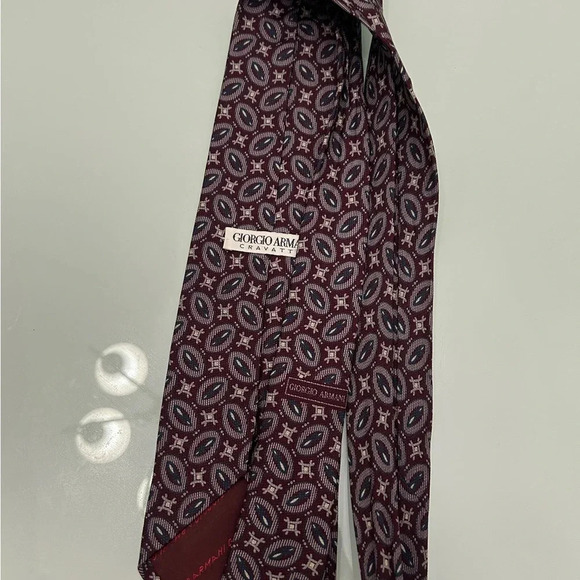 Giorgio Armani Cravatte Silk Necktie - Picture 4 of 4